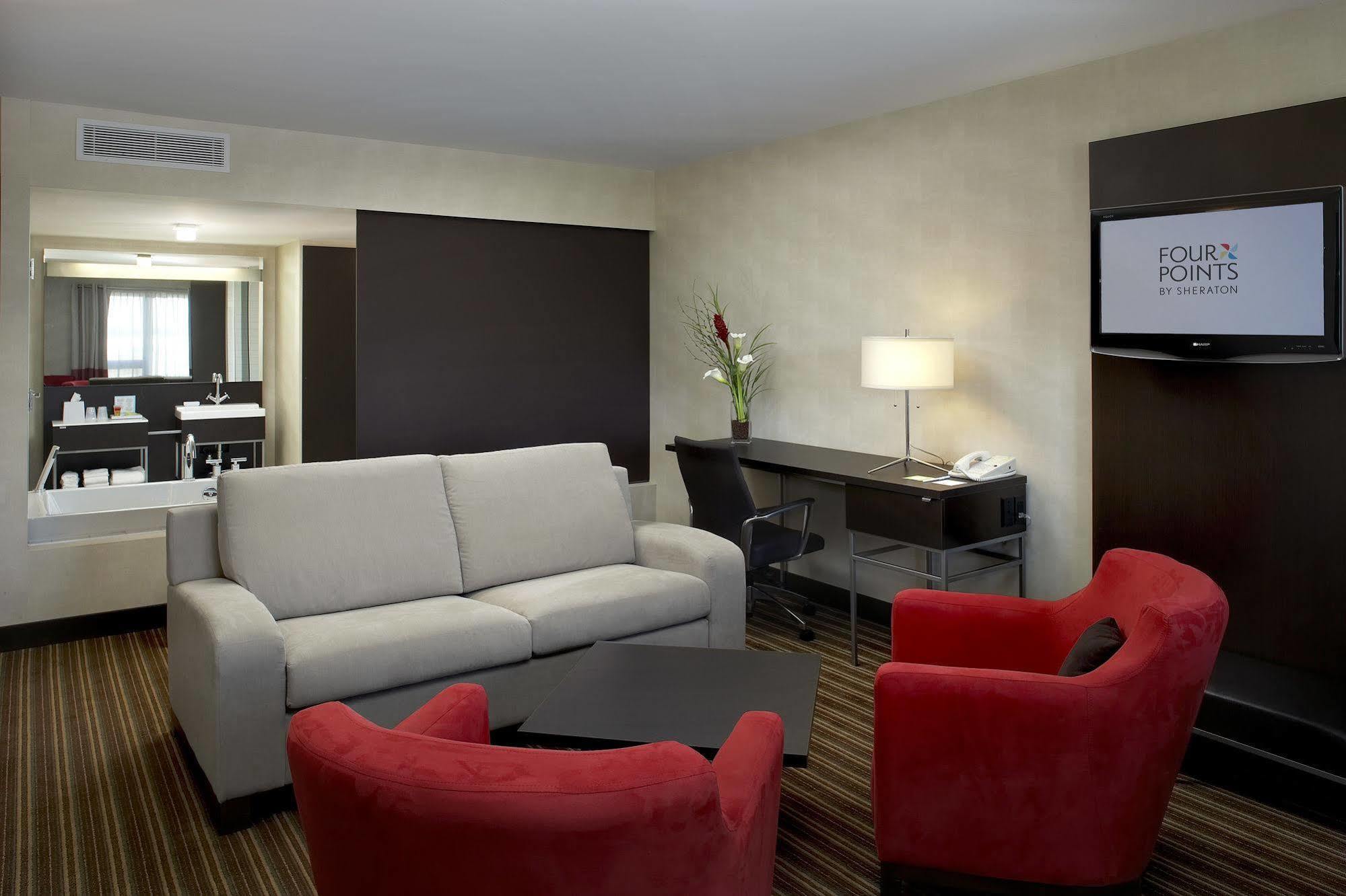 Four Points By Sheraton Levis Convention Centre Экстерьер фото